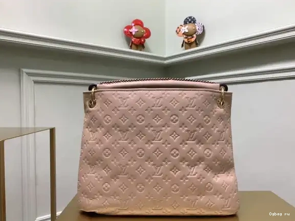 LOUIS ARTSY VUITTON 0621